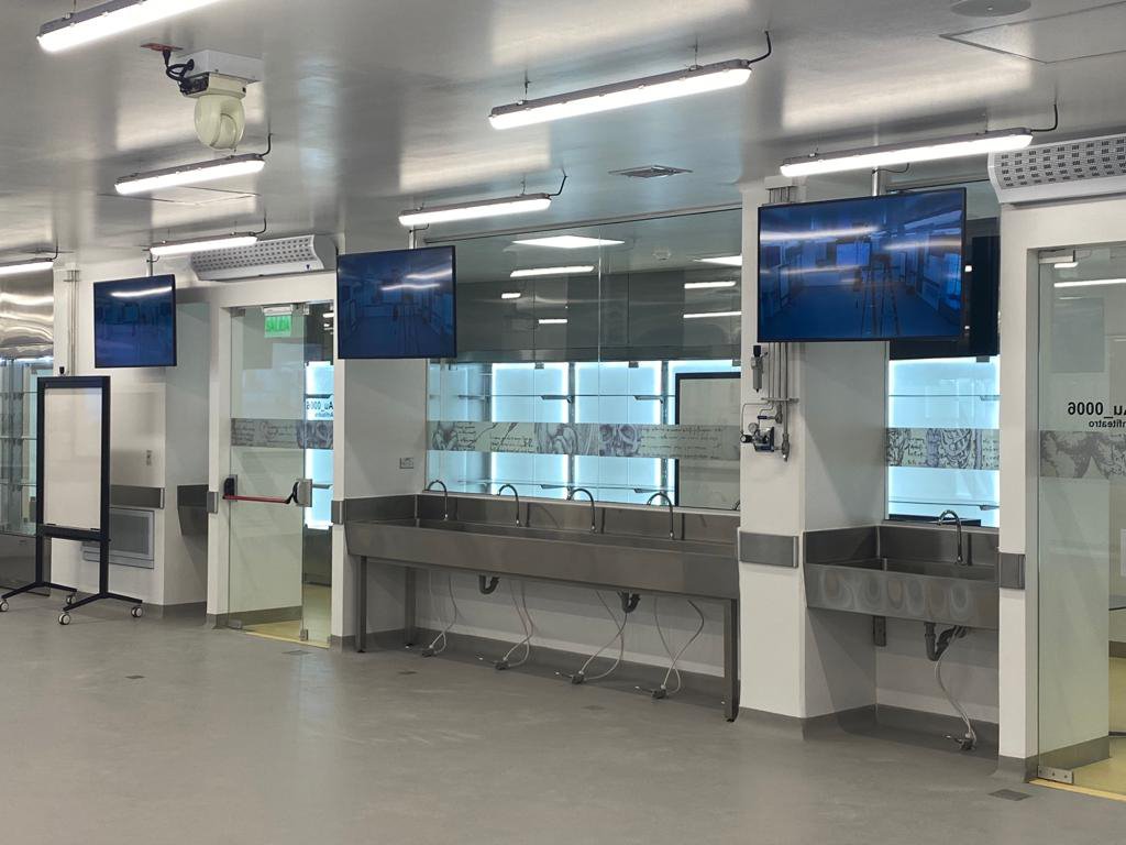 Gabinetes y Vitrinas para Laboratotios